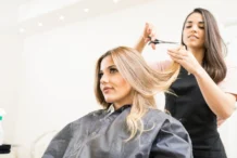 couper les pointes des cheveux